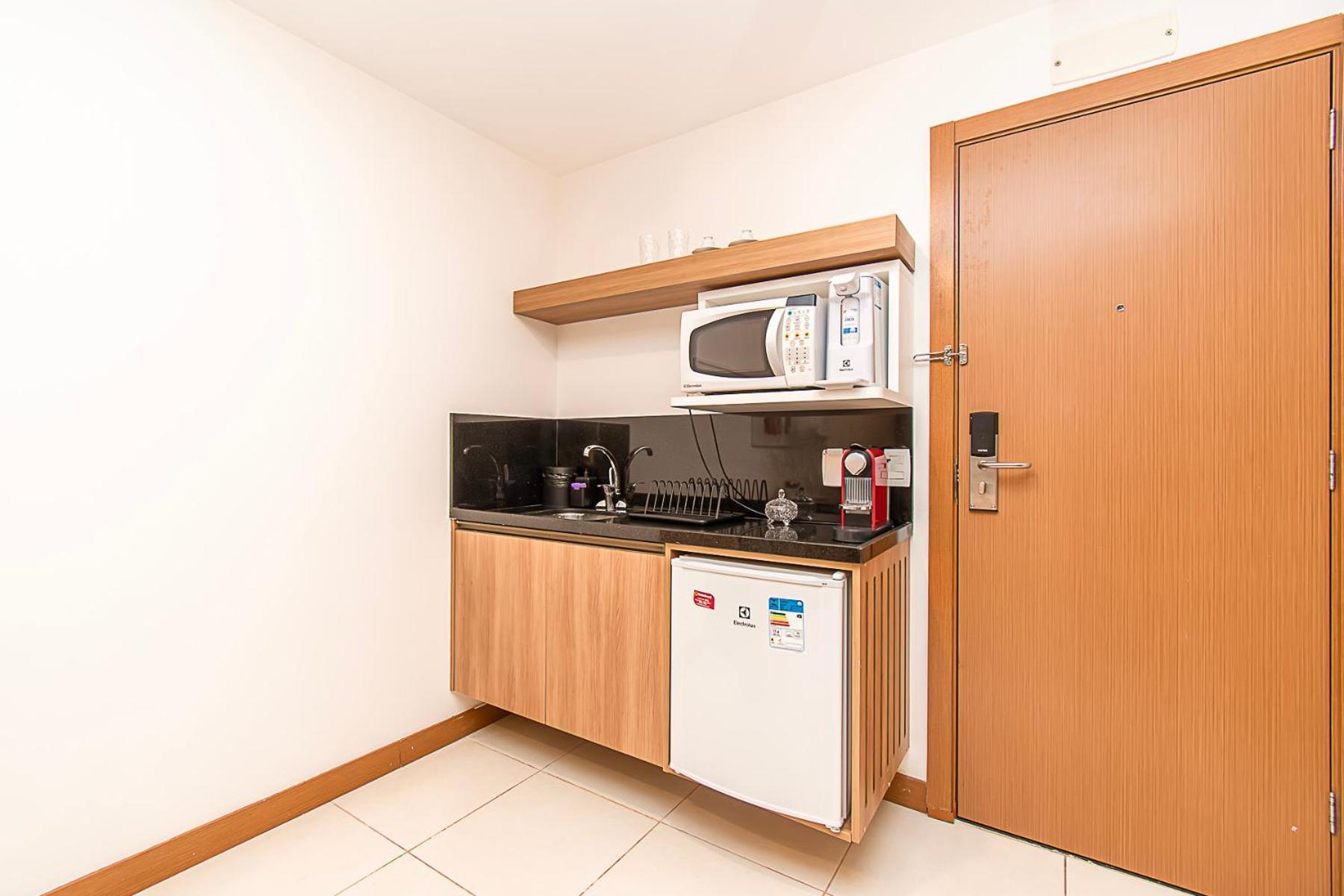 Athos Bulcao Diaria Brasil 77618 Apartamento *